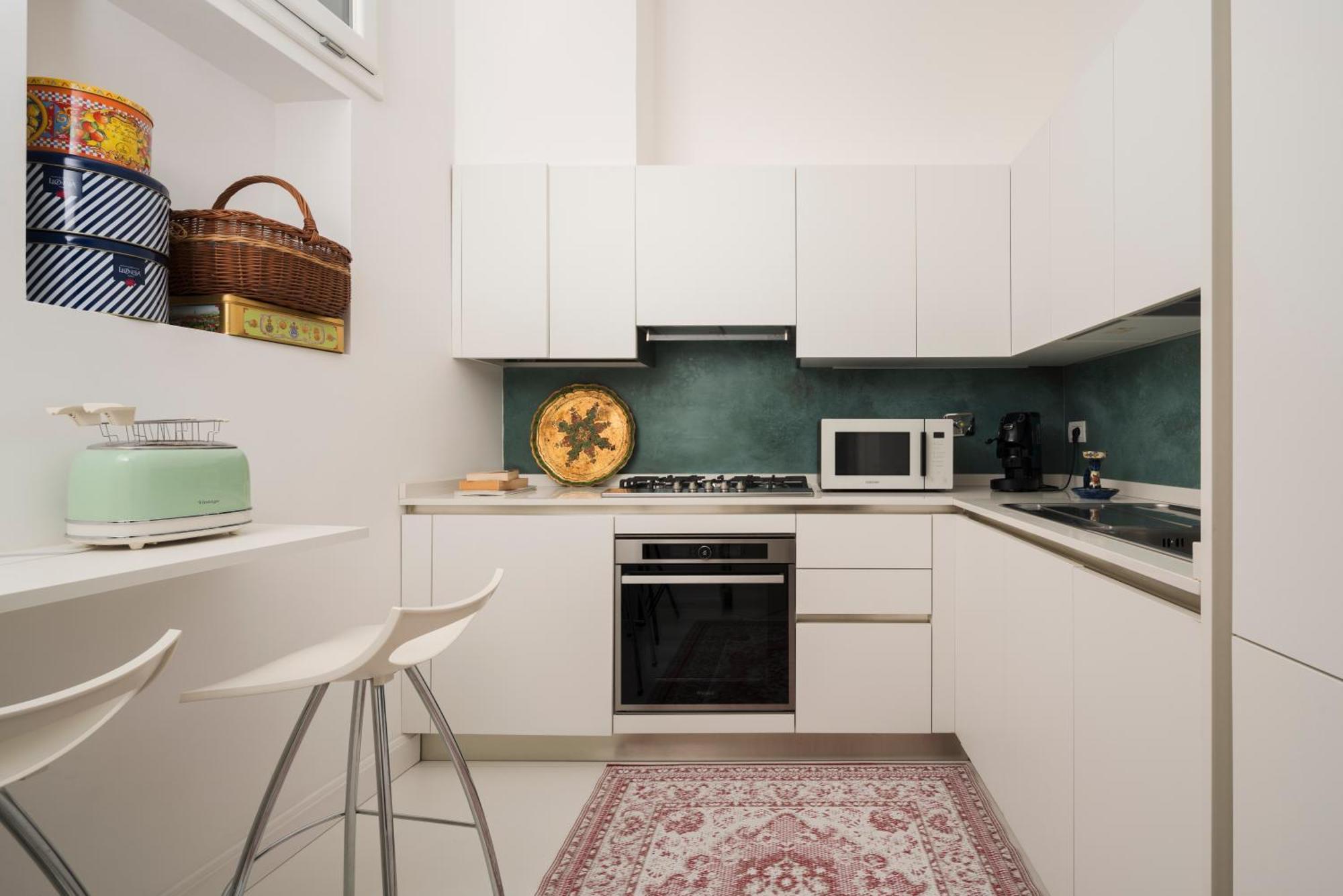 A.Ri.El Luxury Apartment Napoli Bagian luar foto